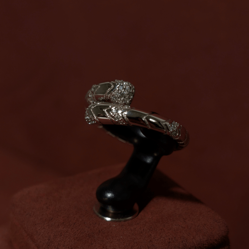 Ring (OTJ-186)